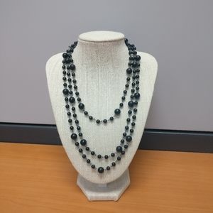 🎇 2 beaded long necklaces